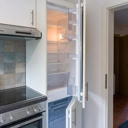 Апартаменты Zeppelin Apartment- 6 Personen- 4 Schlafzimmer- Parkplatz- Wlan- Waschmaschine Вольфсбург