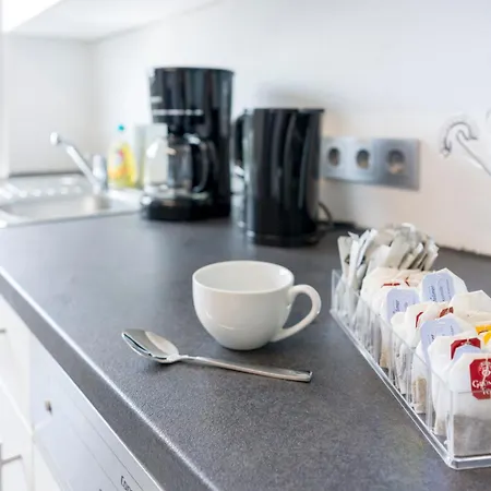 Апартаменты Zeppelin Apartment- 6 Personen- 4 Schlafzimmer- Parkplatz- Wlan- Waschmaschine *